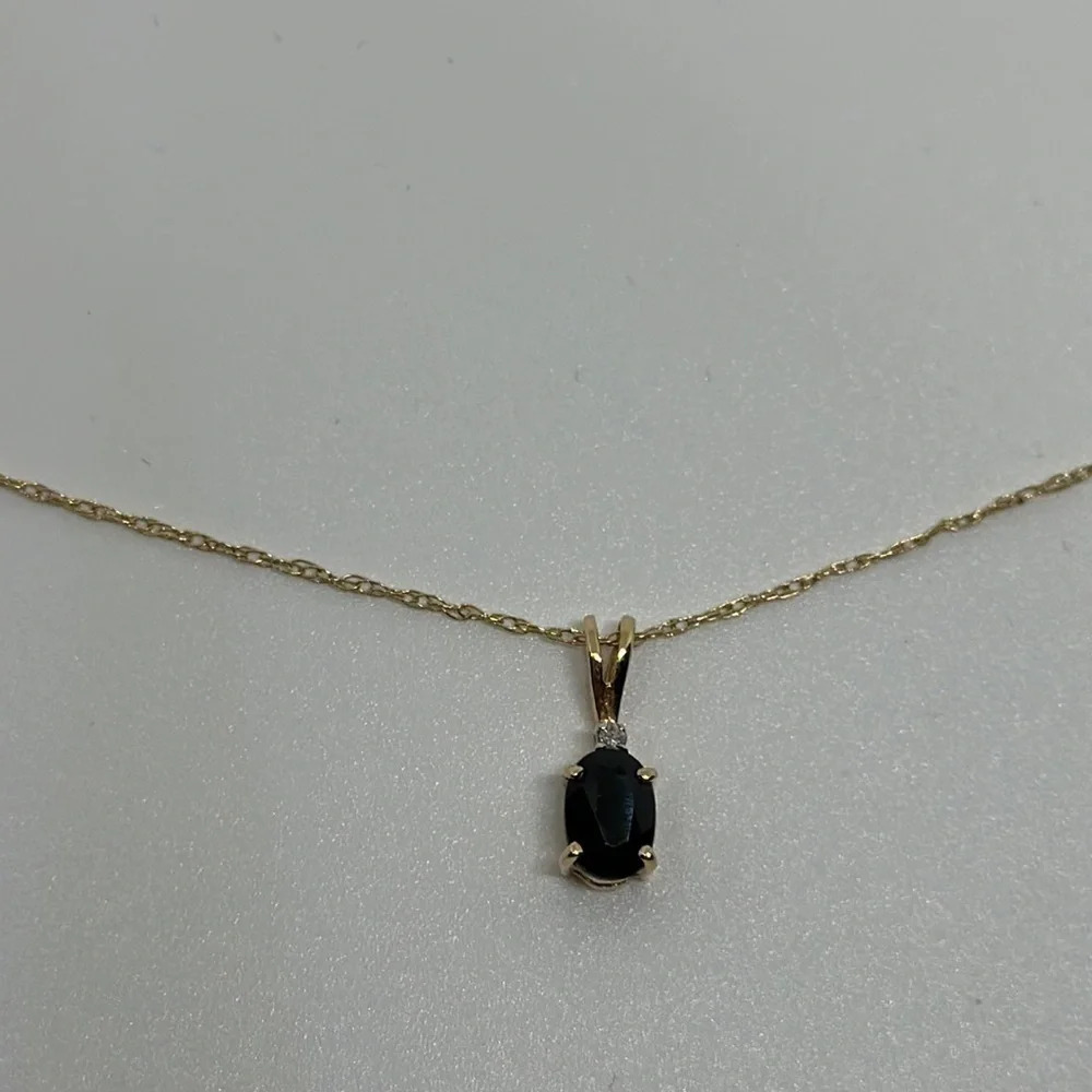 14k Gold, Onyx, Diamond Pendant & 14k Gold 16” Necklace - Picture 4 of 10